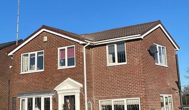 Roofers in Richmond